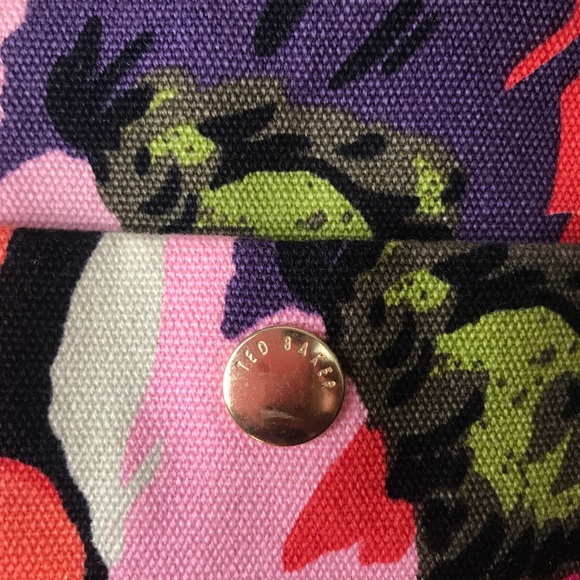 Ted Baker neon Floral shoulder hobo style handbag - Picture 3 of 6